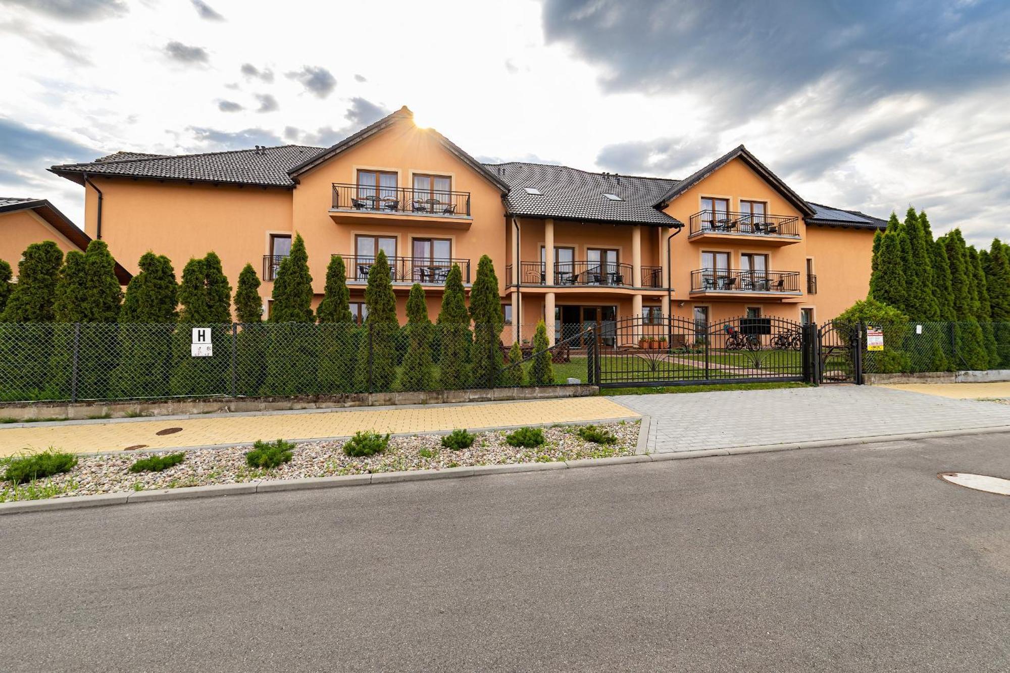 Pensjonat Zloto Baltyku Łeba Exterior foto